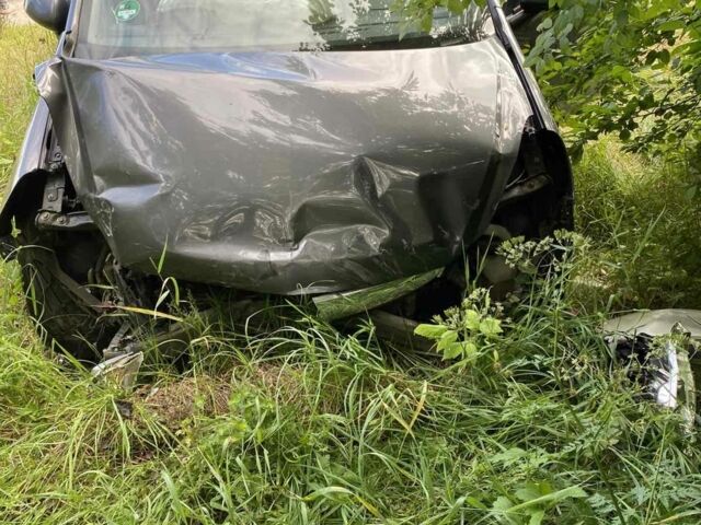 Сірий Опель Корса, об'ємом двигуна 0 л та пробігом 220 тис. км за 1549 $, фото 1 на Automoto.ua