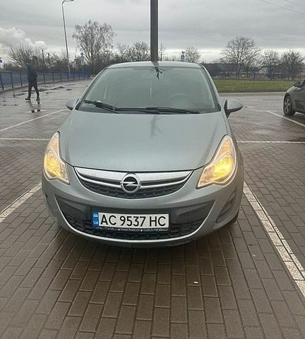 Сірий Опель Корса, об'ємом двигуна 1.25 л та пробігом 240 тис. км за 4900 $, фото 1 на Automoto.ua
