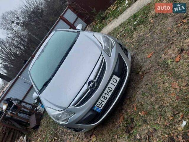 Сірий Опель Корса, об'ємом двигуна 1.4 л та пробігом 84 тис. км за 8000 $, фото 1 на Automoto.ua