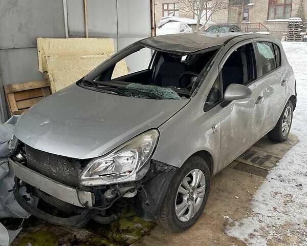 Сірий Опель Корса, об'ємом двигуна 1.25 л та пробігом 230 тис. км за 1500 $, фото 1 на Automoto.ua
