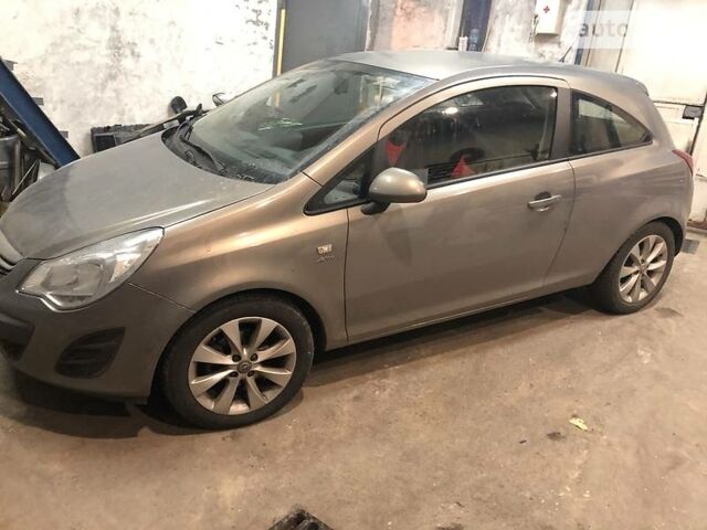 Серый Опель Корса, объемом двигателя 1.2 л и пробегом 60 тыс. км за 7500 $, фото 1 на Automoto.ua