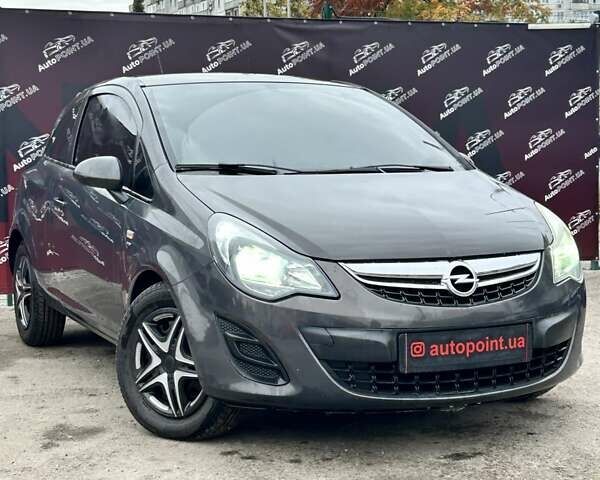 Серый Опель Корса, объемом двигателя 1.23 л и пробегом 172 тыс. км за 6100 $, фото 1 на Automoto.ua