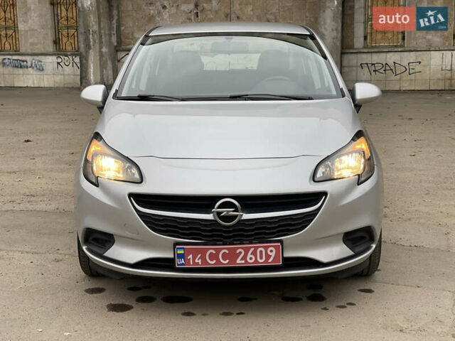 Сірий Опель Корса, об'ємом двигуна 1.25 л та пробігом 231 тис. км за 8200 $, фото 1 на Automoto.ua