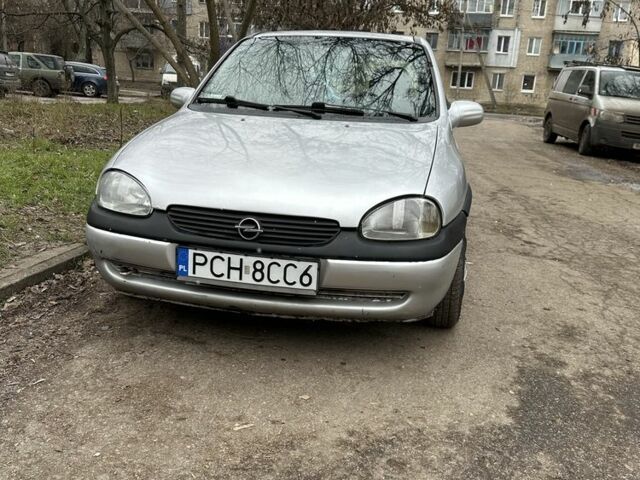 Серый Опель Корса, объемом двигателя 0 л и пробегом 1000 тыс. км за 1773 $, фото 1 на Automoto.ua