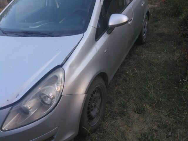 Серый Опель Корса, объемом двигателя 1 л и пробегом 180 тыс. км за 1450 $, фото 1 на Automoto.ua