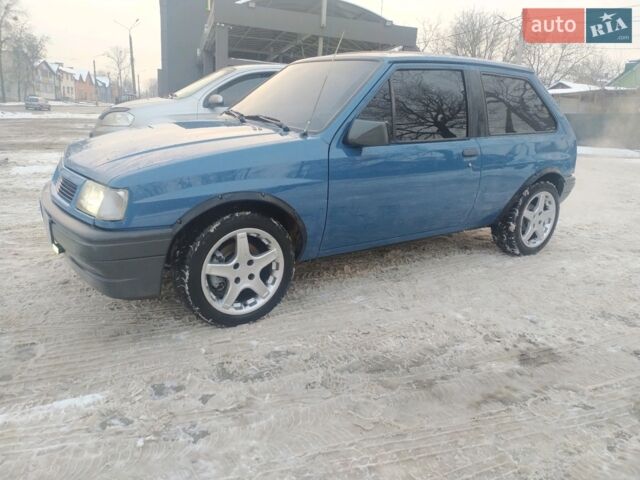 Синий Опель Корса, объемом двигателя 2 л и пробегом 70 тыс. км за 1800 $, фото 1 на Automoto.ua