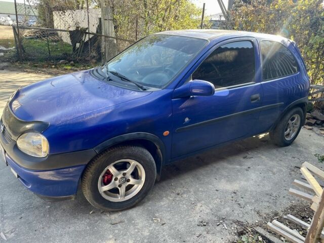 Опель Корса 1995 в Черновцах на Automoto.ua Синий Опель Корса, объемом двигателя 1.2 л и пробегом 190 тыс. км за 1800 $, фото 1 на Automoto.ua