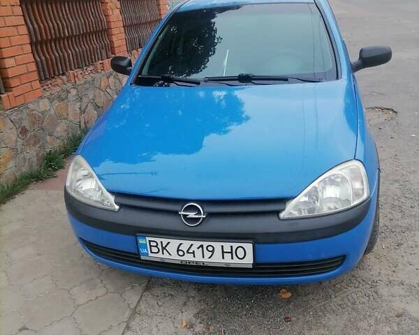 Синий Опель Корса, объемом двигателя 0.97 л и пробегом 312 тыс. км за 3500 $, фото 1 на Automoto.ua