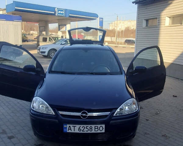 Синий Опель Корса, объемом двигателя 1 л и пробегом 188 тыс. км за 2950 $, фото 1 на Automoto.ua