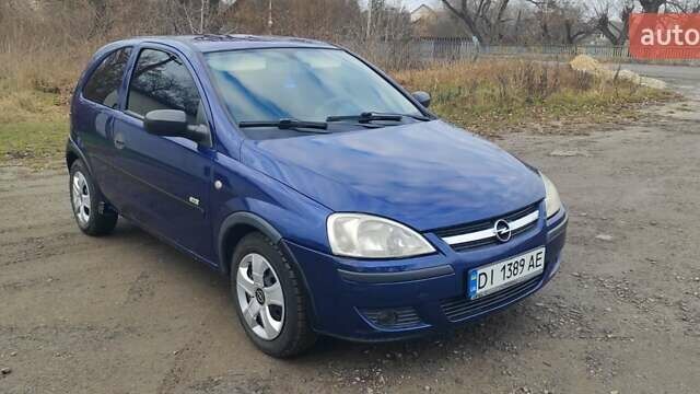 Синий Опель Корса, объемом двигателя 1 л и пробегом 274 тыс. км за 3000 $, фото 1 на Automoto.ua