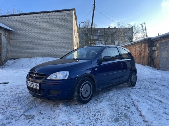 Синій Опель Корса, об'ємом двигуна 1 л та пробігом 200 тис. км за 3200 $, фото 1 на Automoto.ua