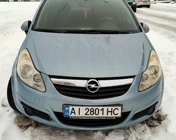Синий Опель Корса, объемом двигателя 1.2 л и пробегом 205 тыс. км за 4000 $, фото 1 на Automoto.ua