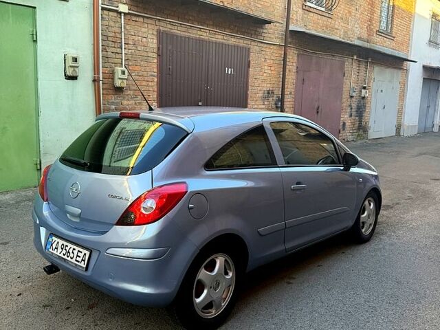 Синій Опель Корса, об'ємом двигуна 1.2 л та пробігом 167 тис. км за 3850 $, фото 1 на Automoto.ua