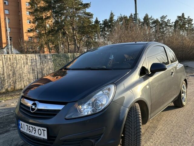 Синий Опель Корса, объемом двигателя 1.2 л и пробегом 220 тыс. км за 4800 $, фото 1 на Automoto.ua
