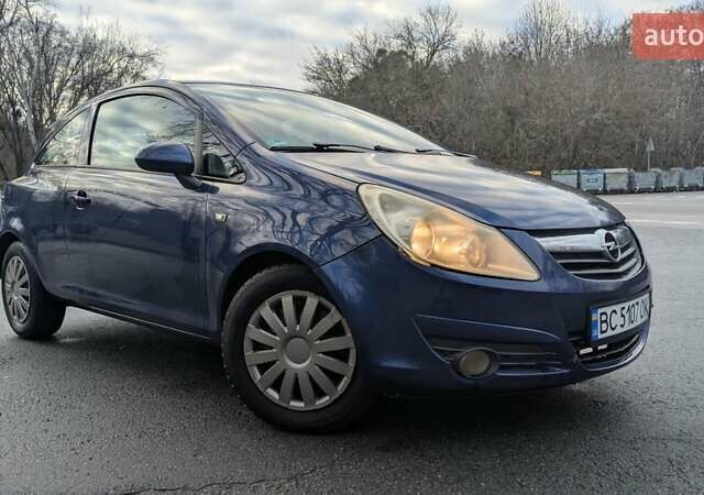 Синий Опель Корса, объемом двигателя 1.23 л и пробегом 197 тыс. км за 3800 $, фото 1 на Automoto.ua