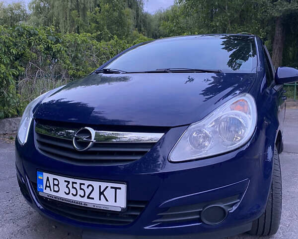Синий Опель Корса, объемом двигателя 1 л и пробегом 134 тыс. км за 4600 $, фото 1 на Automoto.ua