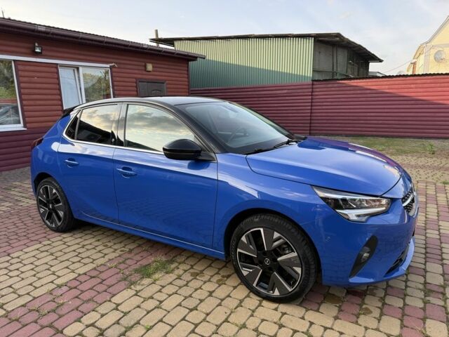 Синий Опель Корса, объемом двигателя 0 л и пробегом 120 тыс. км за 13000 $, фото 1 на Automoto.ua