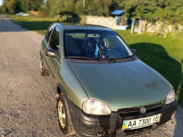 Опель Корса 1994 в Жмеренке на Automoto.ua Зеленый Опель Корса, объемом двигателя 1.2 л и пробегом 300 тыс. км за 1900 $, фото 1 на Automoto.ua