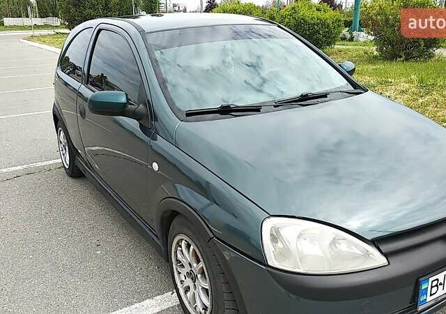 Зелений Опель Корса, об'ємом двигуна 1.4 л та пробігом 281 тис. км за 3000 $, фото 1 на Automoto.ua