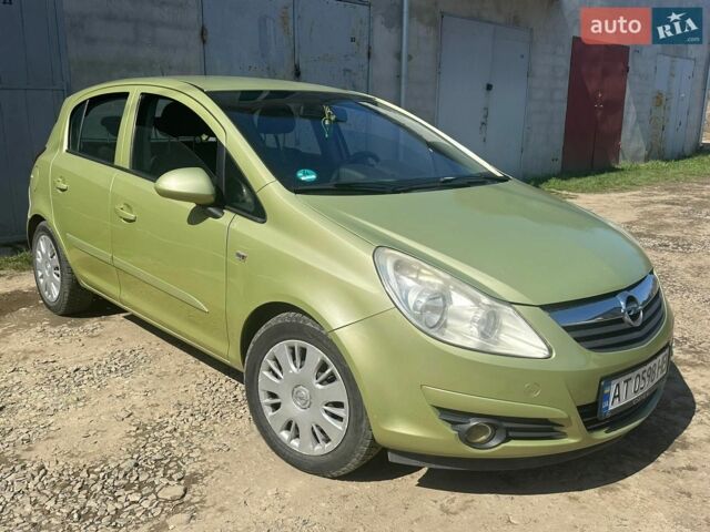Зелений Опель Корса, об'ємом двигуна 1.23 л та пробігом 142 тис. км за 4300 $, фото 1 на Automoto.ua