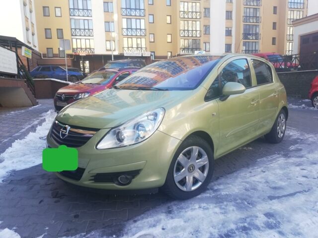 Зеленый Опель Корса, объемом двигателя 1.3 л и пробегом 160 тыс. км за 5600 $, фото 1 на Automoto.ua