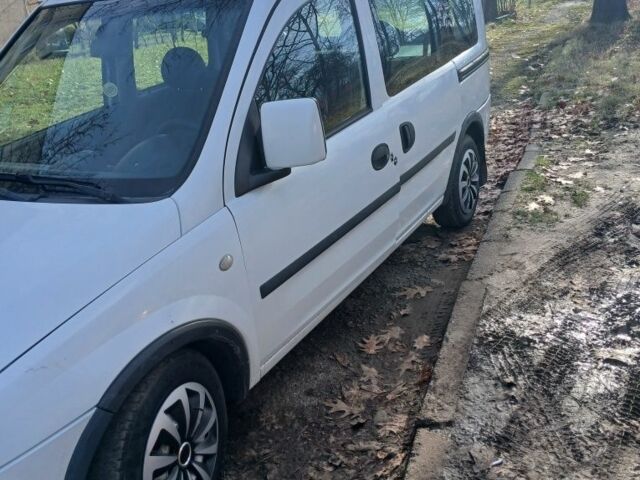 Белый Опель Другая, объемом двигателя 1.2 л и пробегом 1 тыс. км за 1700 $, фото 1 на Automoto.ua