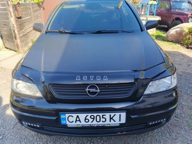 Черный Опель Другая, объемом двигателя 1.4 л и пробегом 211 тыс. км за 3700 $, фото 1 на Automoto.ua