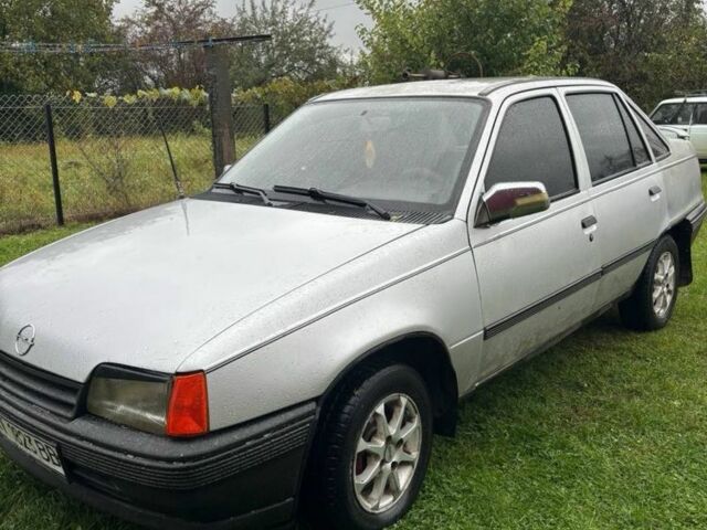 Сірий Опель Інша, об'ємом двигуна 1.3 л та пробігом 200 тис. км за 699 $, фото 1 на Automoto.ua