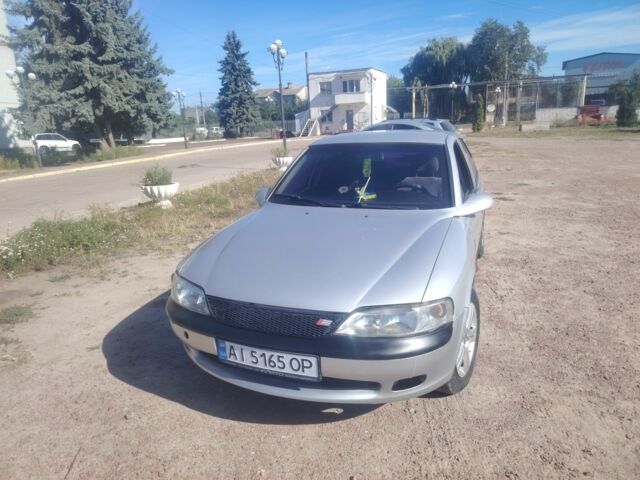 Сірий Опель Інша, об'ємом двигуна 1.6 л та пробігом 6 тис. км за 1705 $, фото 1 на Automoto.ua