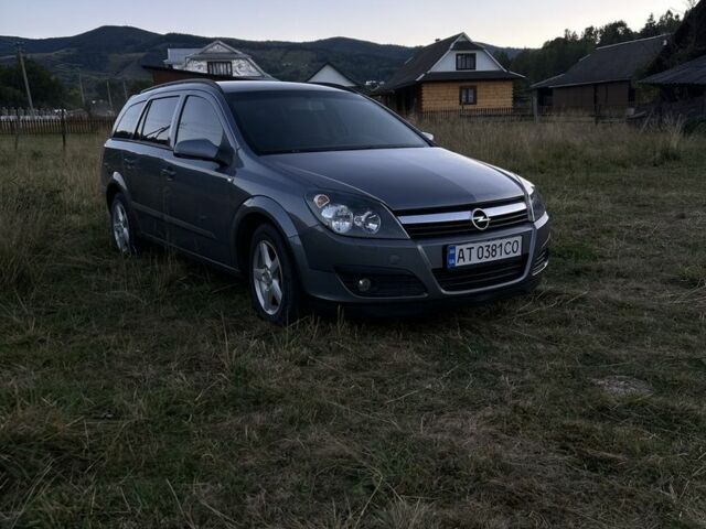 Сірий Опель Інша, об'ємом двигуна 1.6 л та пробігом 260 тис. км за 3660 $, фото 1 на Automoto.ua