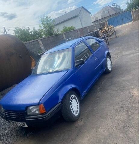 Синий Опель Другая, объемом двигателя 1.6 л и пробегом 3 тыс. км за 476 $, фото 1 на Automoto.ua