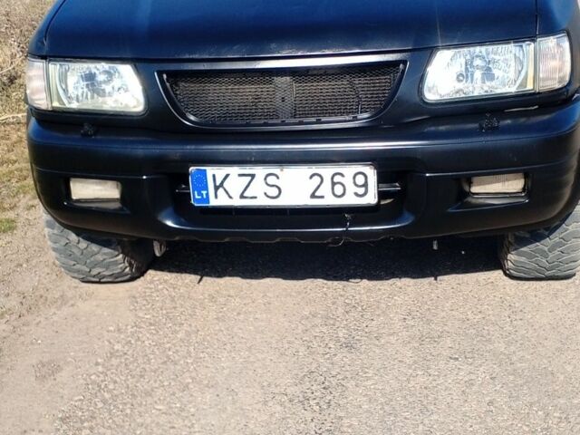 Черный Опель Фронтера, объемом двигателя 0 л и пробегом 1000 тыс. км за 2350 $, фото 1 на Automoto.ua