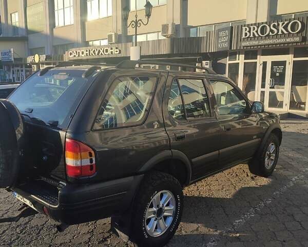 Чорний Опель Фронтера, об'ємом двигуна 2.2 л та пробігом 200 тис. км за 3200 $, фото 1 на Automoto.ua