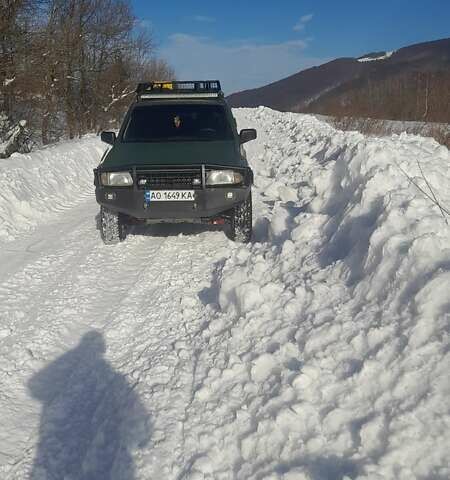 Опель Фронтера, объемом двигателя 2 л и пробегом 154 тыс. км за 5300 $, фото 1 на Automoto.ua