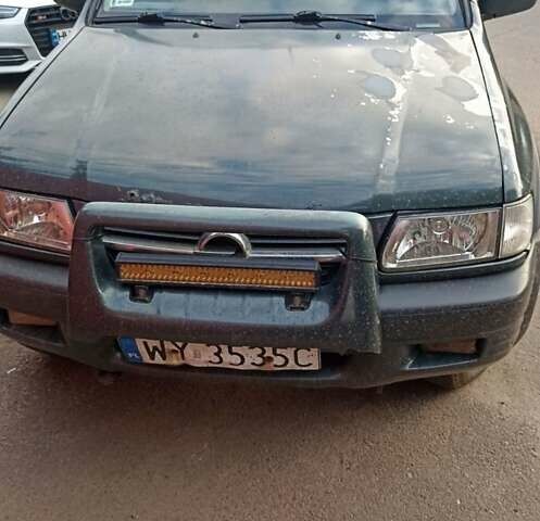 Опель Фронтера 2003 в Одессе на Automoto.ua Опель Фронтера, объемом двигателя 0 л и пробегом 200 тыс. км за 3200 $, фото 1 на Automoto.ua