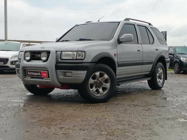 Сірий Опель Фронтера, об'ємом двигуна 2.2 л та пробігом 250 тис. км за 4840 $, фото 1 на Automoto.ua
