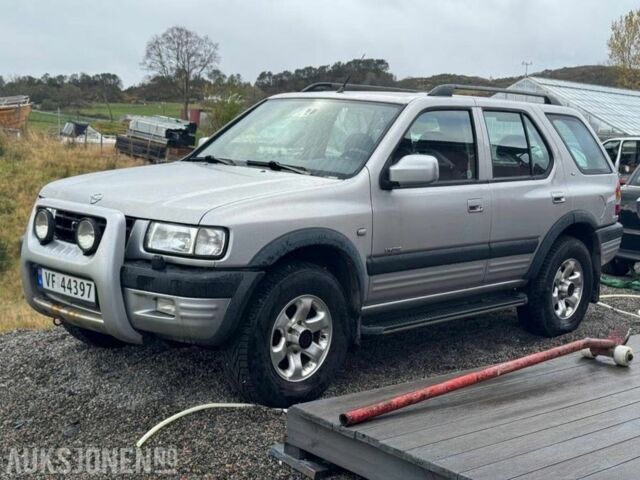 Серый Опель Фронтера, объемом двигателя 0 л и пробегом 69 тыс. км за 4500 $, фото 1 на Automoto.ua