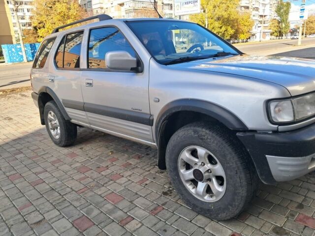 Опель Фронтера 2002 в Херсоне на Automoto.ua Серый Опель Фронтера, объемом двигателя 2 л и пробегом 290 тыс. км за 5500 $, фото 1 на Automoto.ua