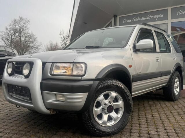 Сірий Опель Фронтера, об'ємом двигуна 2.2 л та пробігом 220 тис. км за 2150 $, фото 1 на Automoto.ua