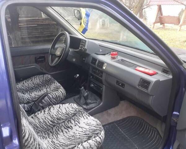 Синий Опель Фронтера, объемом двигателя 2 л и пробегом 26 тыс. км за 5200 $, фото 1 на Automoto.ua