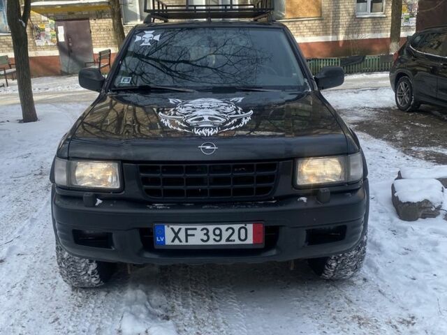 Синий Опель Фронтера, объемом двигателя 0 л и пробегом 300 тыс. км за 3750 $, фото 1 на Automoto.ua