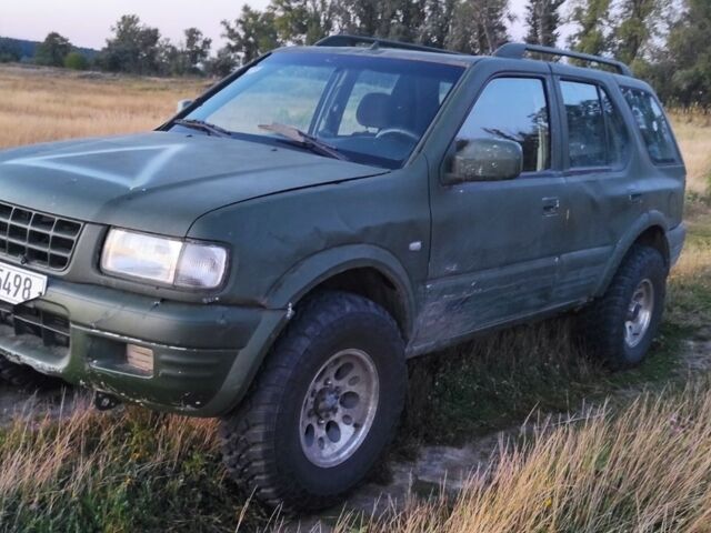 Зеленый Опель Фронтера, объемом двигателя 2.2 л и пробегом 280 тыс. км за 2261 $, фото 1 на Automoto.ua