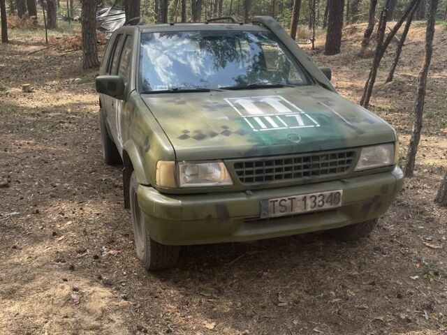 Зелений Опель Фронтера, об'ємом двигуна 0 л та пробігом 400 тис. км за 1500 $, фото 1 на Automoto.ua