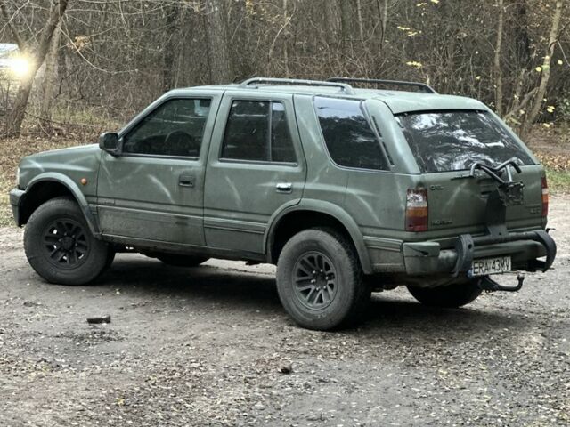 Зеленый Опель Фронтера, объемом двигателя 2.3 л и пробегом 240 тыс. км за 2400 $, фото 1 на Automoto.ua