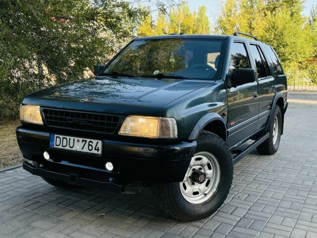 Зелений Опель Фронтера, об'ємом двигуна 2.2 л та пробігом 100 тис. км за 2650 $, фото 1 на Automoto.ua