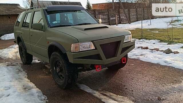 Зеленый Опель Фронтера, объемом двигателя 2.8 л и пробегом 400 тыс. км за 3000 $, фото 1 на Automoto.ua