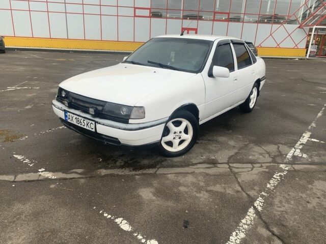 Белый Опель ГТ, объемом двигателя 1.6 л и пробегом 3 тыс. км за 1300 $, фото 1 на Automoto.ua