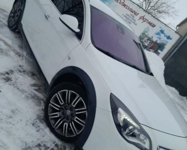 Білий Опель Інсігнія, об'ємом двигуна 1.96 л та пробігом 226 тис. км за 11100 $, фото 1 на Automoto.ua