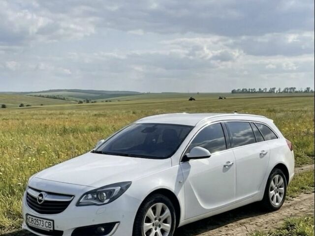 Белый Опель Инсигния, объемом двигателя 2 л и пробегом 192 тыс. км за 15000 $, фото 1 на Automoto.ua