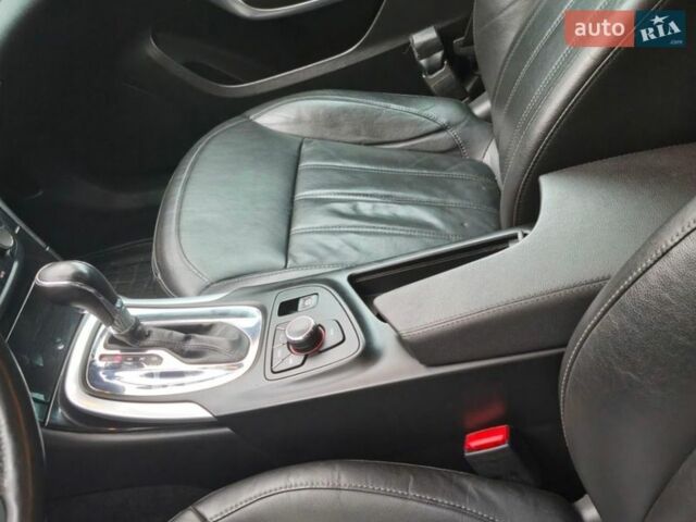 Бежевый Опель Инсигния, объемом двигателя 1.96 л и пробегом 232 тыс. км за 8300 $, фото 1 на Automoto.ua